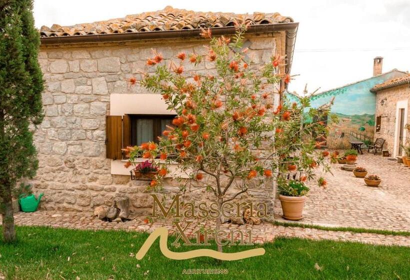 فندق Masseria Xireni