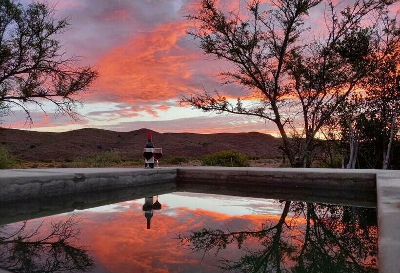 فندق Wolverfontein Karoo Cottages