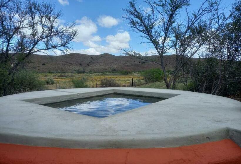 فندق Wolverfontein Karoo Cottages