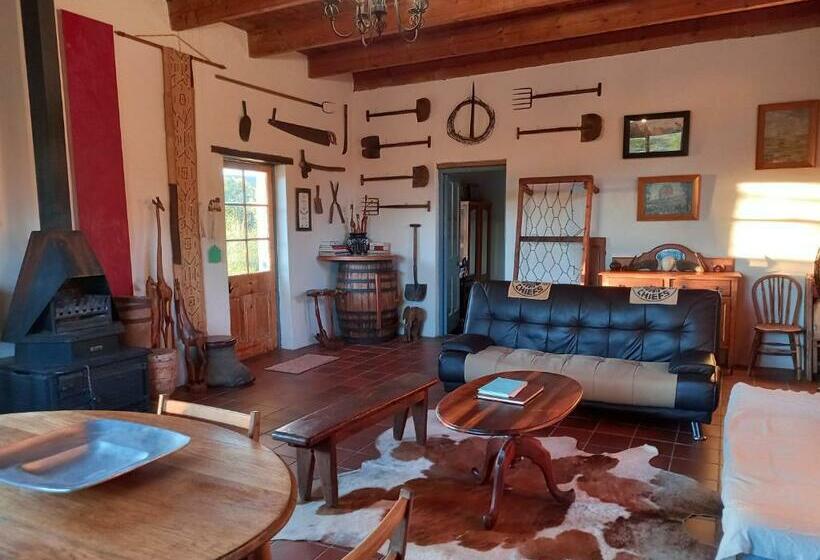 فندق Wolverfontein Karoo Cottages