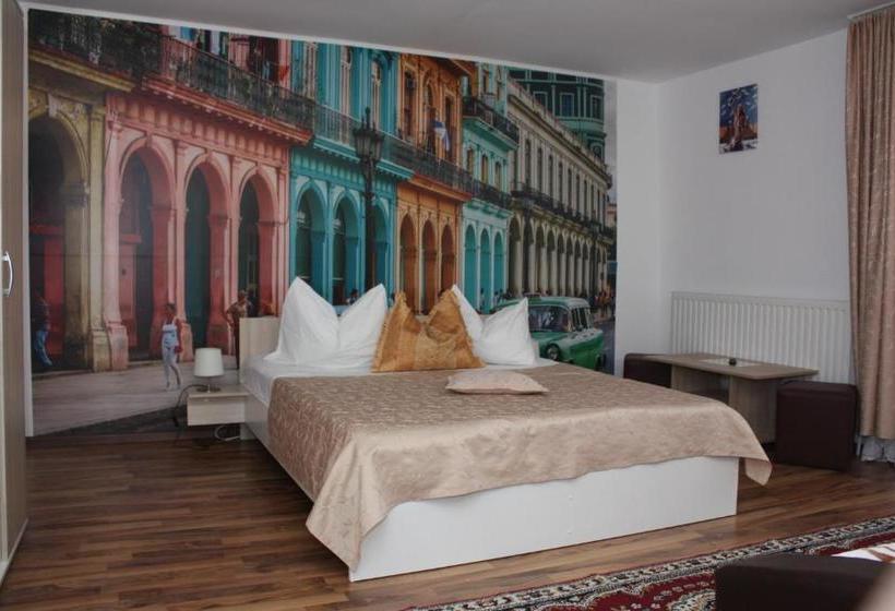 פנסיון Casa Fanel