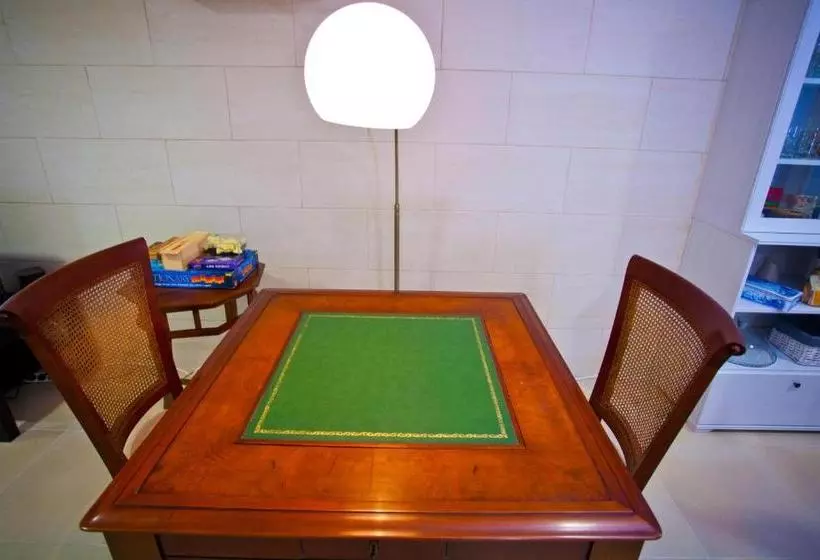 ペンション Fatima Lounge Guesthouse