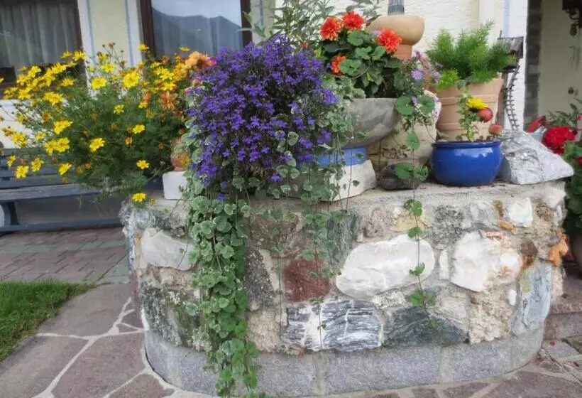 ペンション Gästehaus Scharler