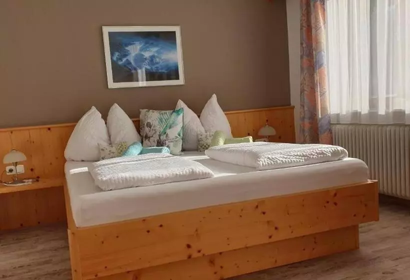 ペンション Gästehaus Scharler