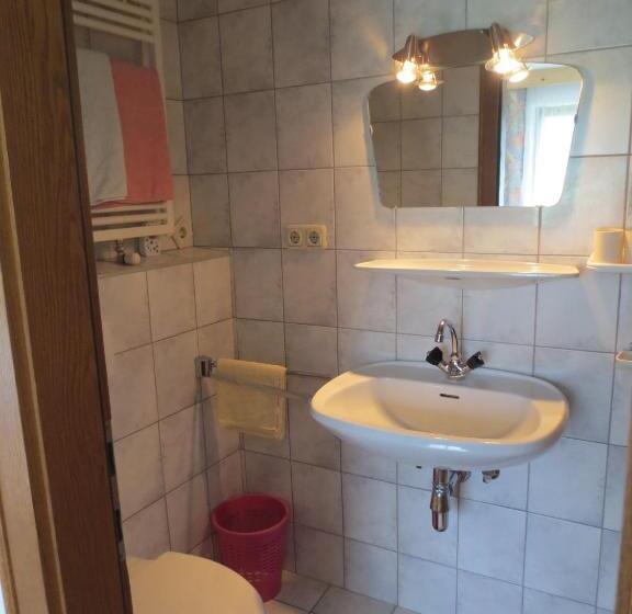 ペンション Gästehaus Scharler