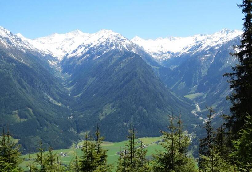 ペンション Gästehaus Scharler