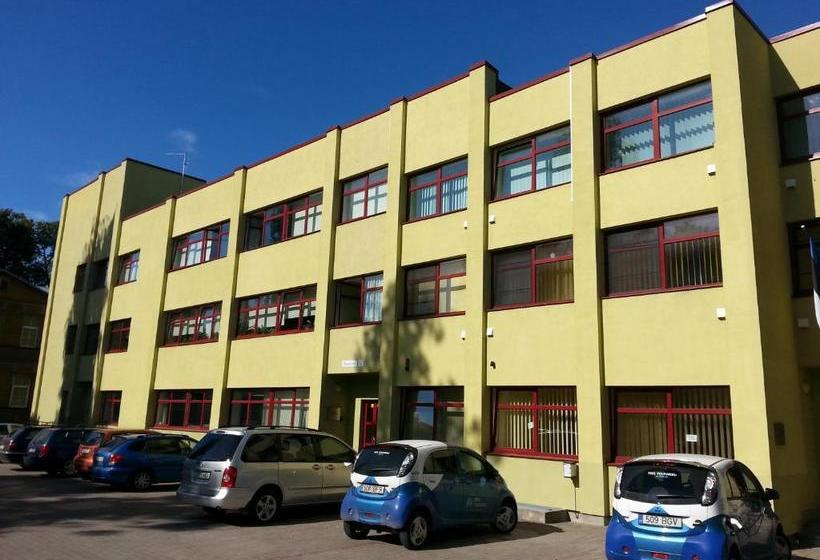 پانسیون Guesthouse Rehab