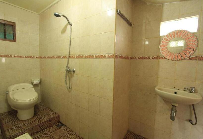 بنسيون Gusti Kaler House