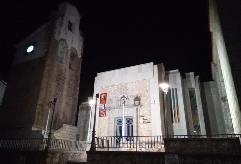 פנסיון Hostal Turnat Béjar