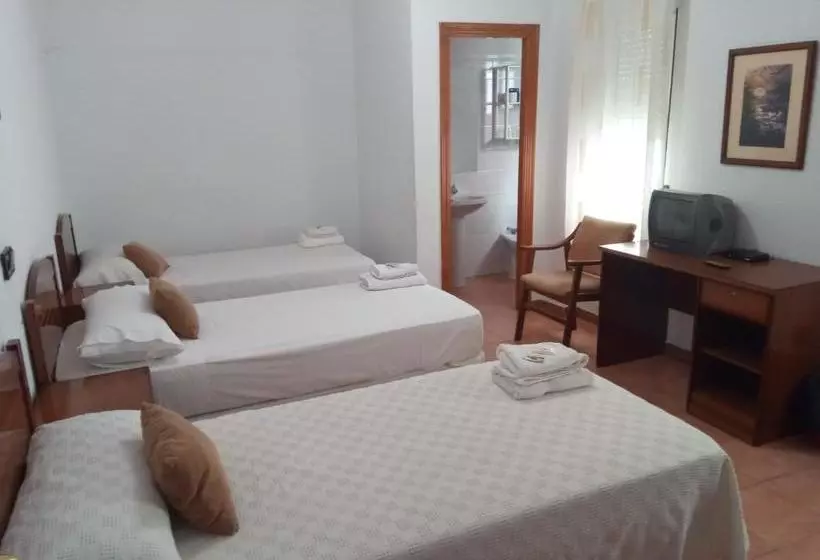 ペンション Hostal Turnat Béjar