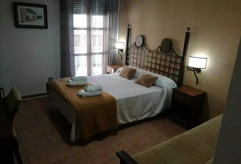 ペンション Hostal Turnat Béjar