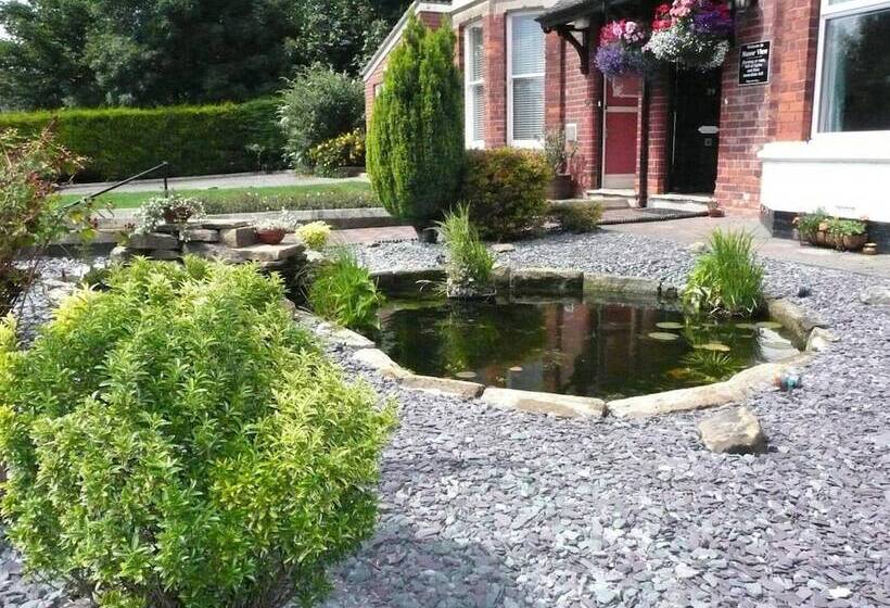 פנסיון Manor View