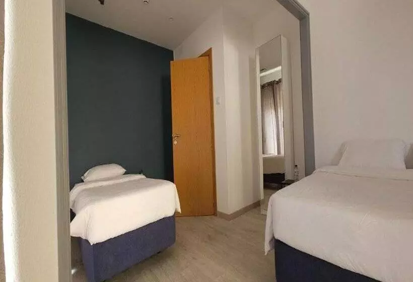 پانسیون Marinha Garden Inn   Al