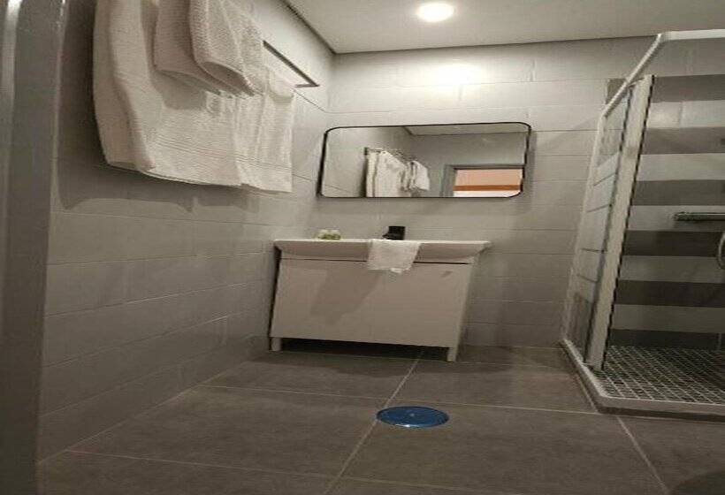 ペンション Marinha Garden Inn   Al