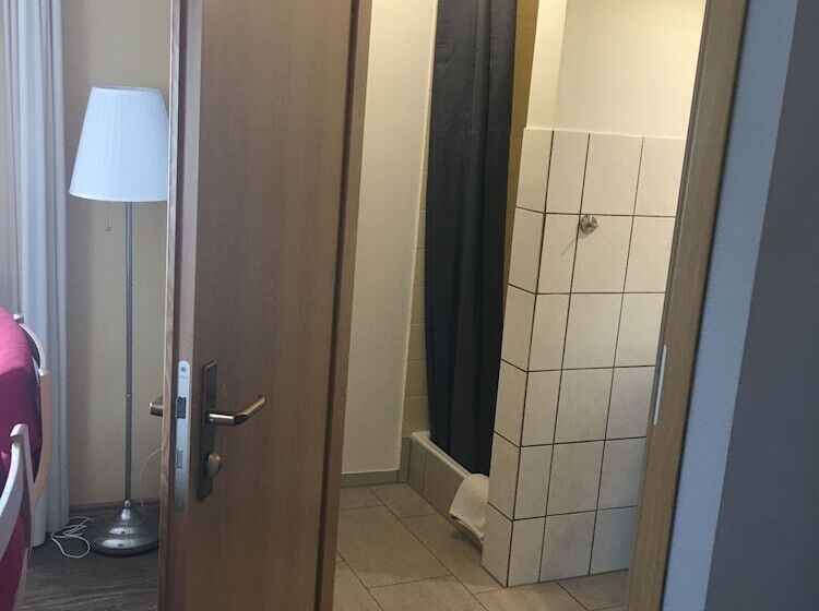 Pension Taunusblick Rosbach V.d.h