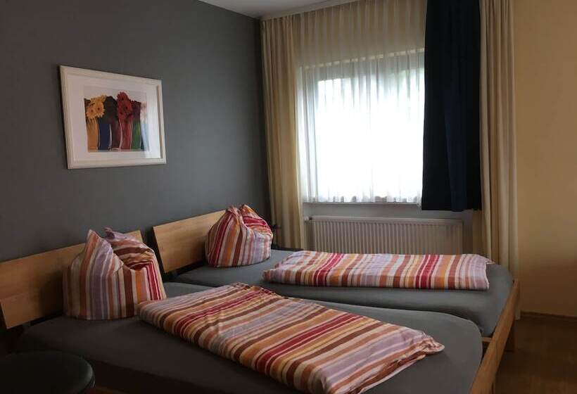 Pension Taunusblick Rosbach V.d.h