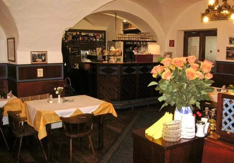 Retkeilymaja Gasthof Ludl