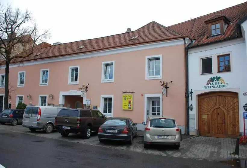 Retkeilymaja Gasthof Ludl