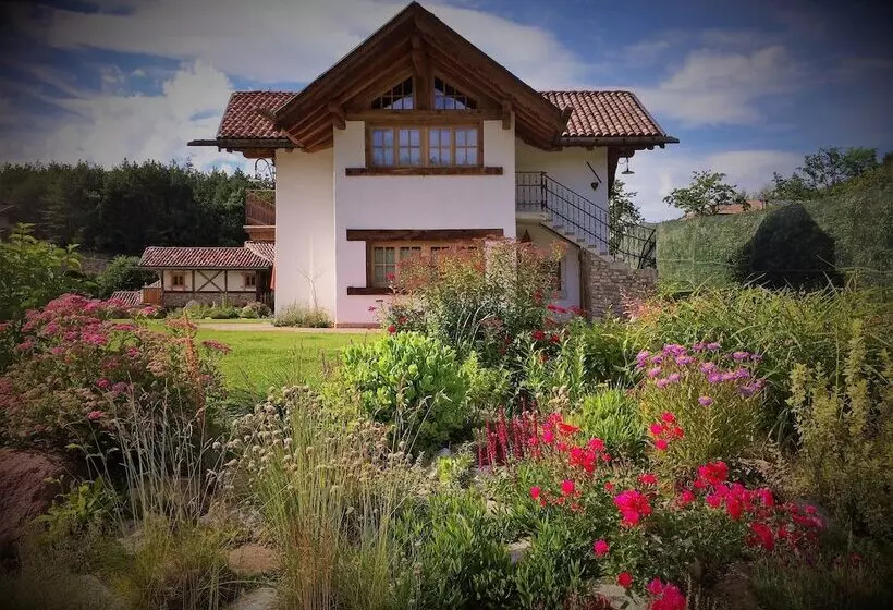 ホテル Agriturismo Alpenvidehof