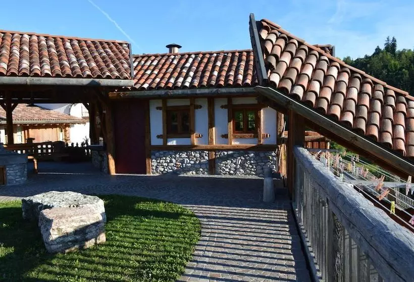 ホテル Agriturismo Alpenvidehof