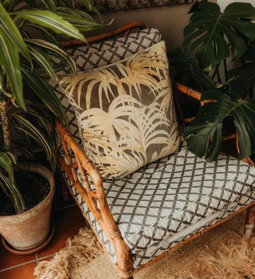 پانسیون Hostal Africa