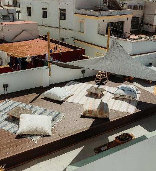 پانسیون Hostal Africa