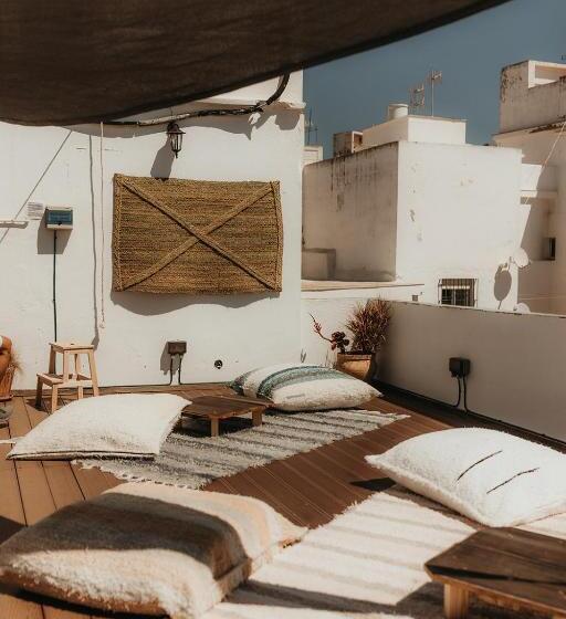 پانسیون Hostal Africa