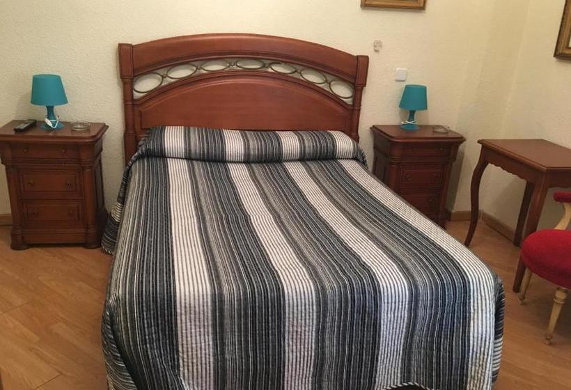 Пансион Hostal Pradillo