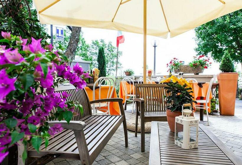 פנסיון Osteria Da Cesare E Locanda