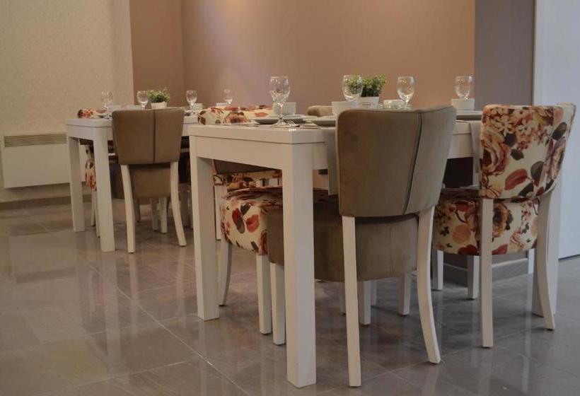 پانسیون Villa For You