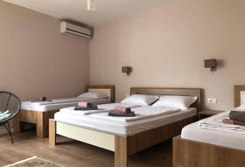 پانسیون Villa For You