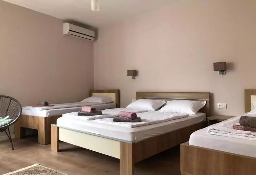 پانسیون Villa For You