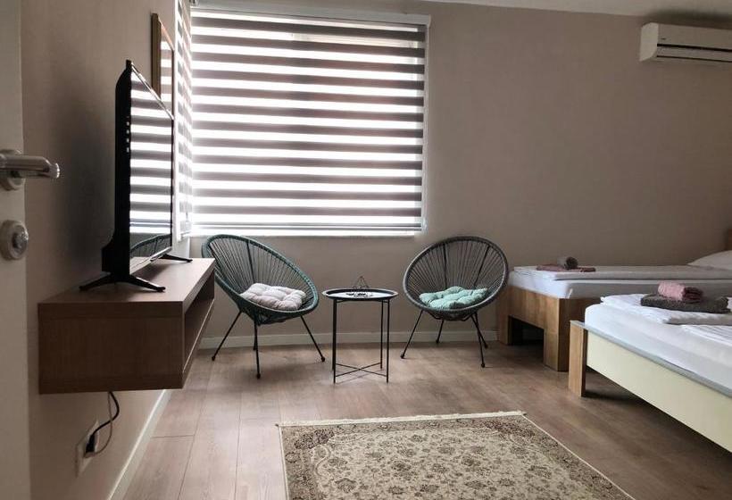 پانسیون Villa For You