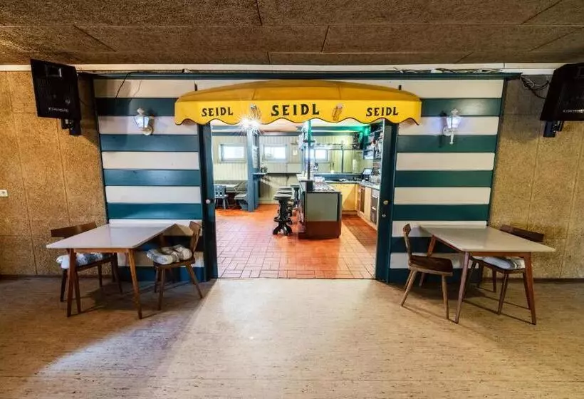 ユースホステル Landgasthof Zum Hammerschmied