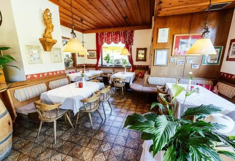 ユースホステル Landgasthof Zum Hammerschmied