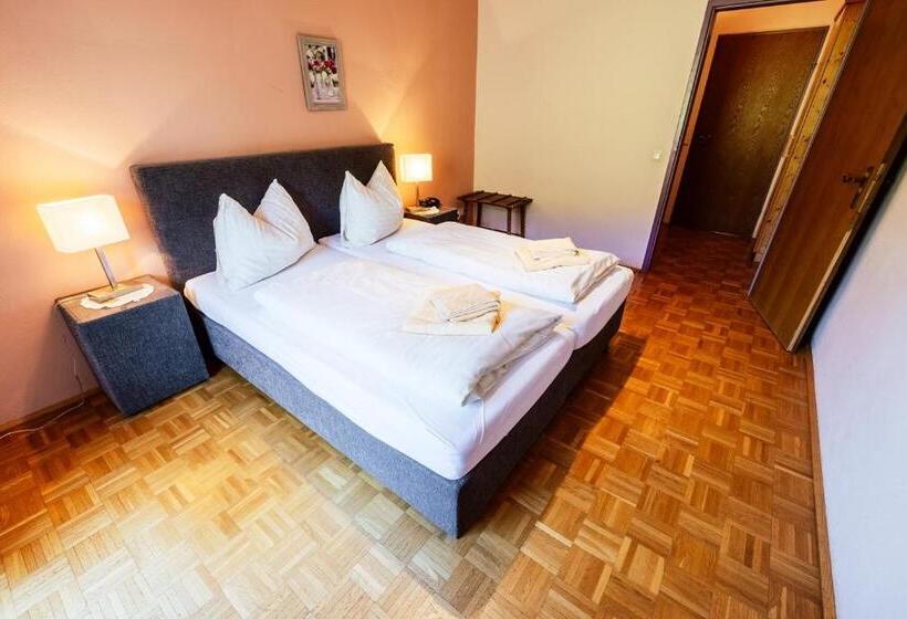 旅馆 Landgasthof Zum Hammerschmied