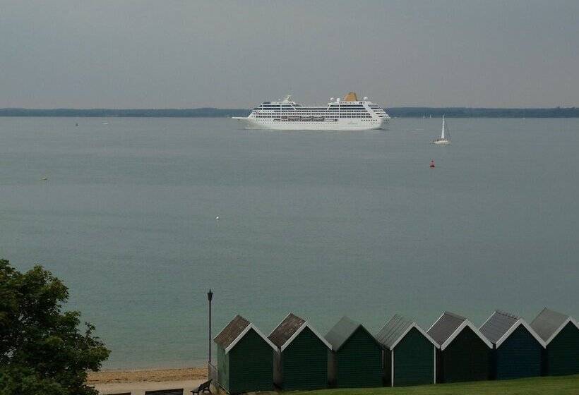 ユースホステル The Woodvale