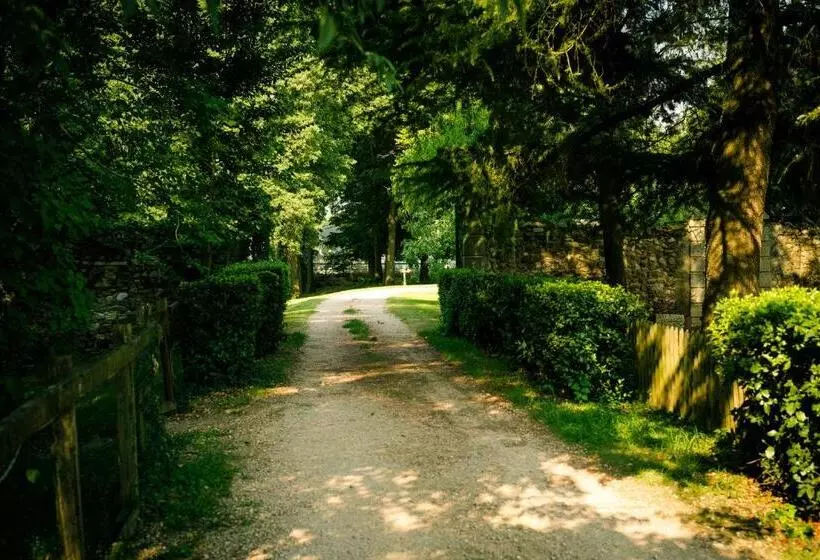 هتل Agriturismo Corte Pellegrini