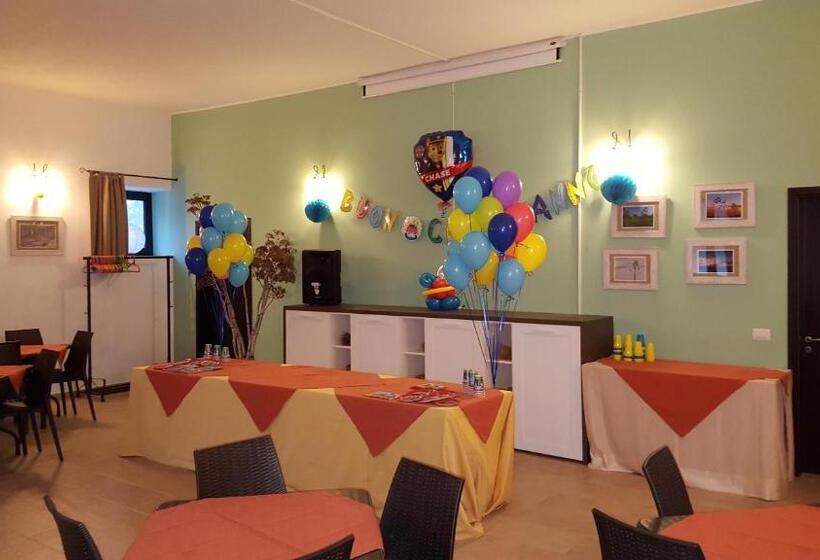 酒店 La Ferula Bed&pool