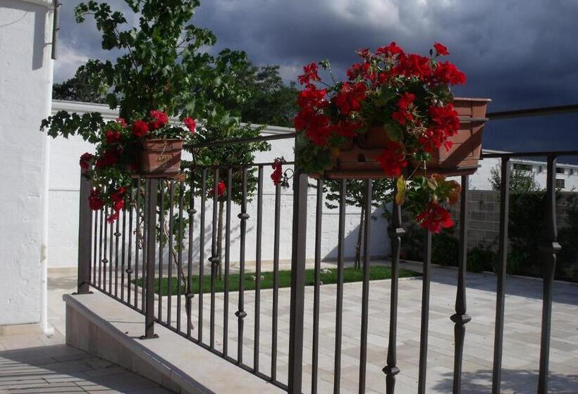 酒店 La Ferula Bed&pool