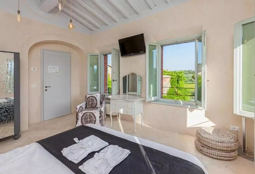 ホテル Siena House