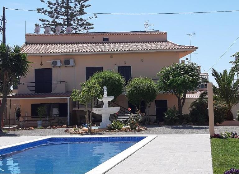 بنسيون Bela Alexandra Guest House