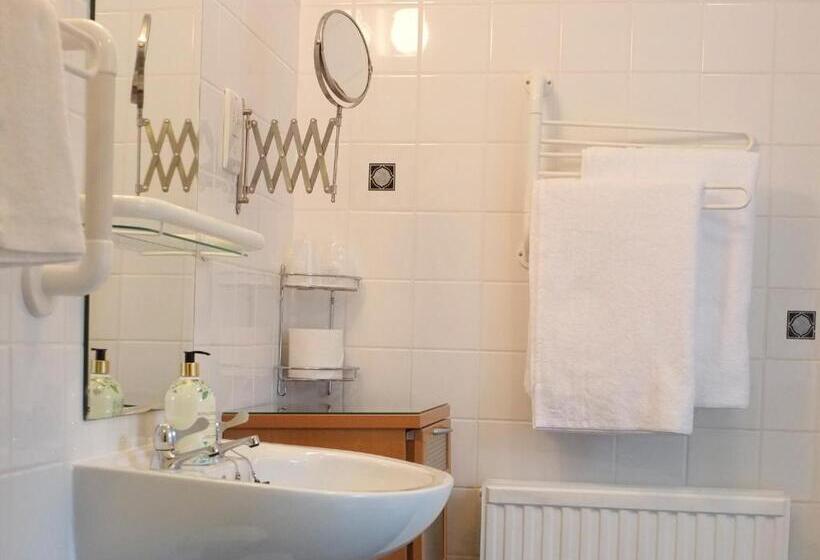 Bed and Breakfast The Well House