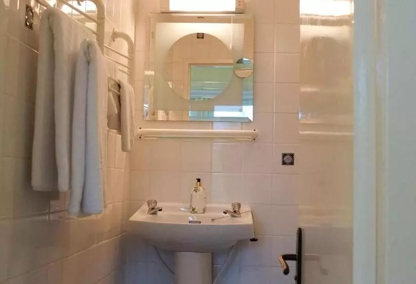 ベッドアンドブレックファースト The Well House