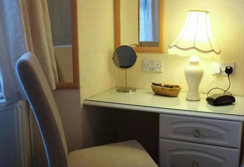 ベッドアンドブレックファースト The Well House