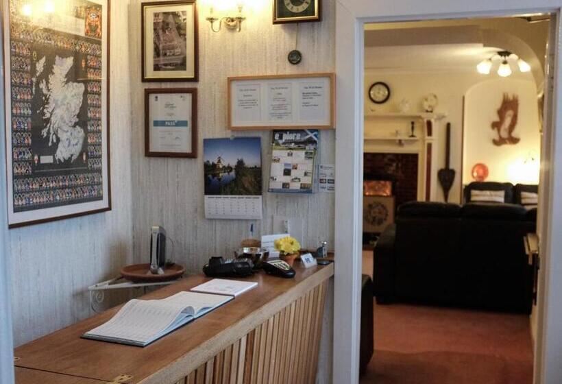 Bed and Breakfast The Well House