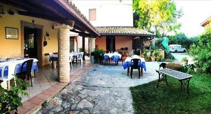 ホテル Agriturismo Fattoria Dell'uliveto