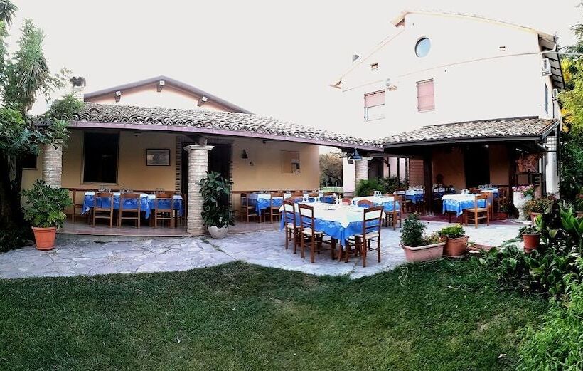 ホテル Agriturismo Fattoria Dell'uliveto