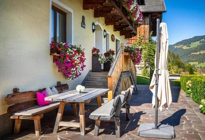 ホテル Prechtlhof In Flachau