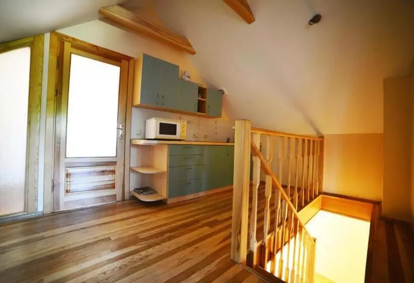 پانسیون Birutes Apartments